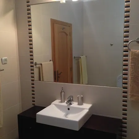 Spacious 2 Bedroom 2 Bathroom In Apartment Albufeira