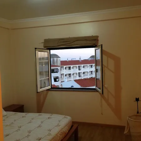 Spacious 2 Bedroom 2 Bathroom In *