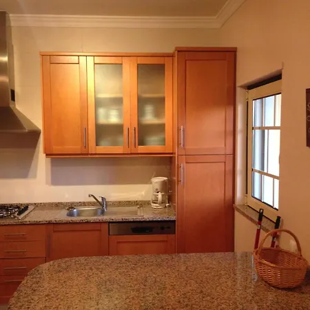 Spacious 2 Bedroom 2 Bathroom In * אלבופיירה