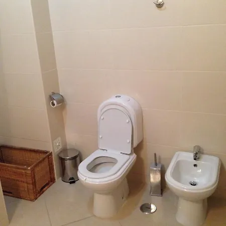 דירה Spacious 2 Bedroom 2 Bathroom In אלבופיירה